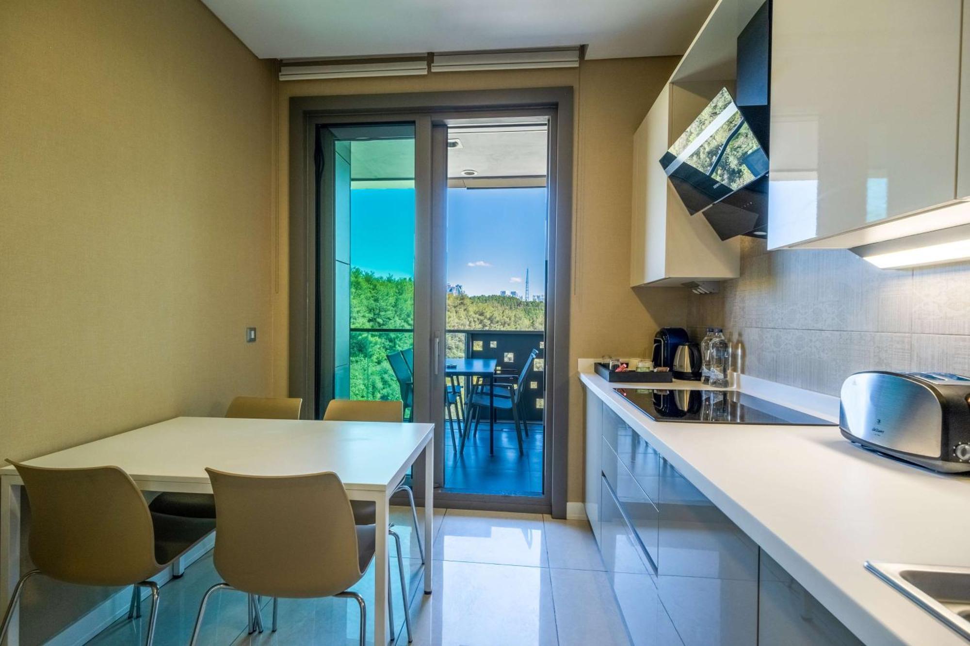 Radisson Residences Vadistanbul Hotel Istanboel