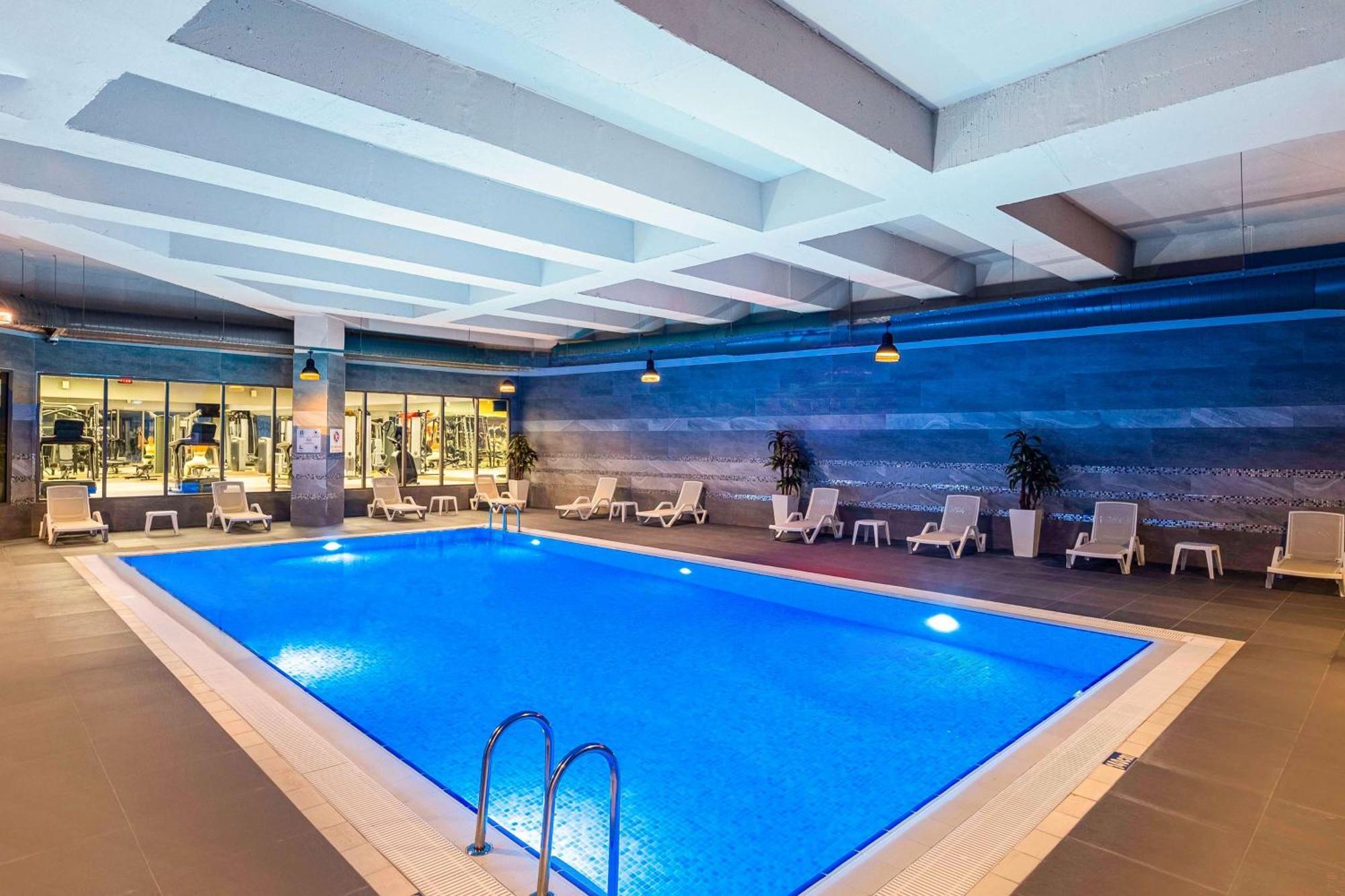 Отель Radisson Residences Vadistanbul