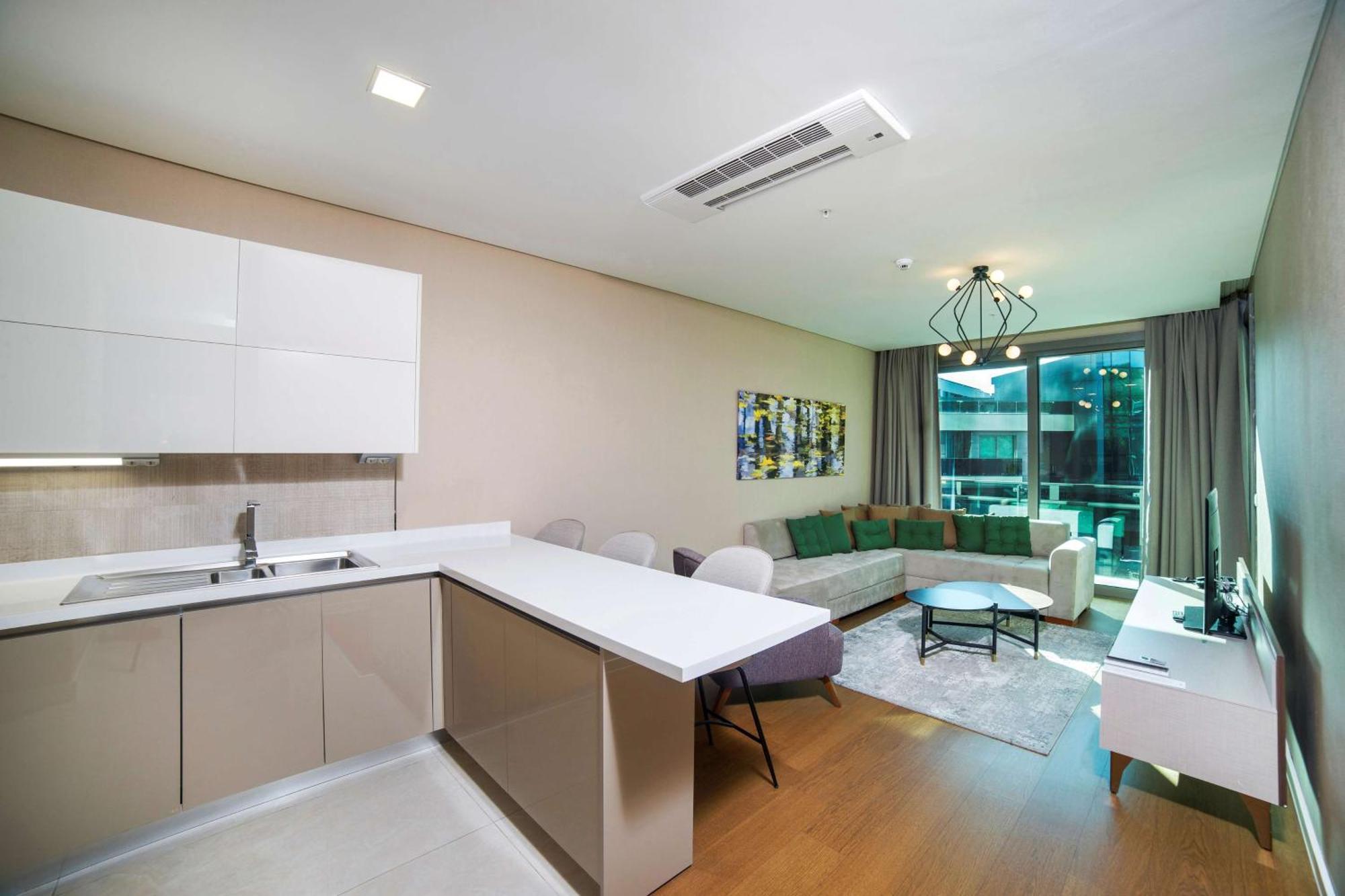Radisson Residences Vadistanbul Отель